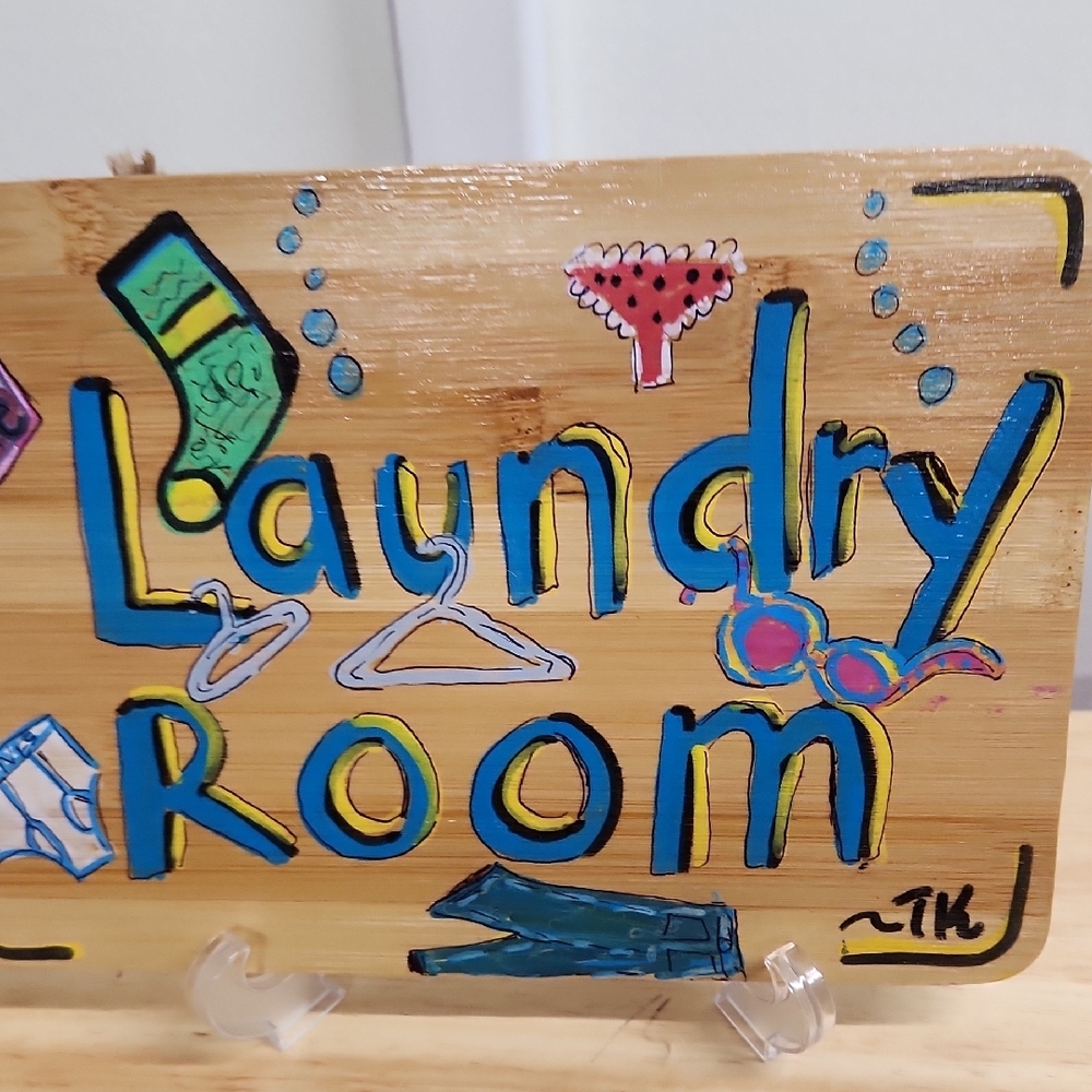 Landry Room Sign Hand Painted On Bamboo 10 X 7 Wall Art - Picture 5 of 7